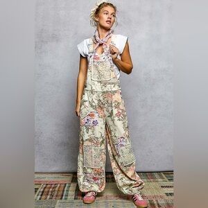 POL 🌸Cream Floral Patchwork Jogger Overalls🌸
